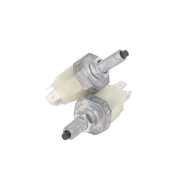 High Quality A21-3720010 brake lamp switch for CHERY FACE A21 A3 A5 TIGGO 3 FULWIN 2 G5 G6 H3 H5 X5 spare parts - Image 3